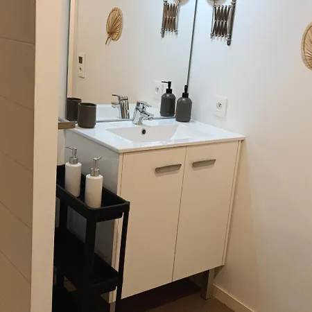 Le Portet Avec Parking Prive